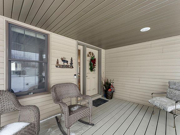 5th image of 509 9th St SW