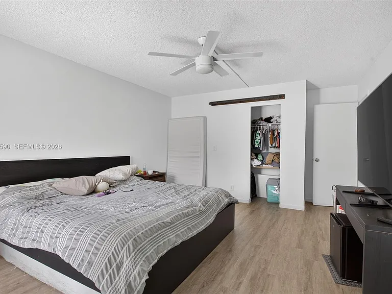 365 Fern Dr #7-2 — Photo 28