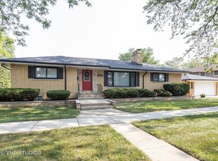 10145 Mulberry Ave, Oak Lawn, IL 60453