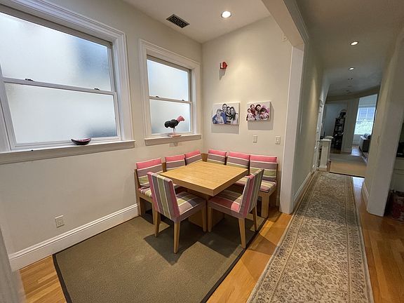 Breakfast Nook