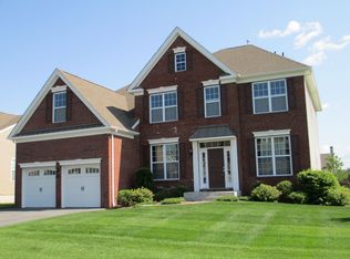 89 Fenton Way, East Fishkill, NY 12533