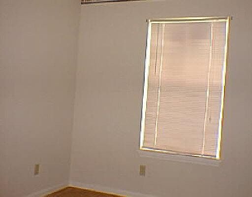 3rd image of 5522 GREEN GROVE