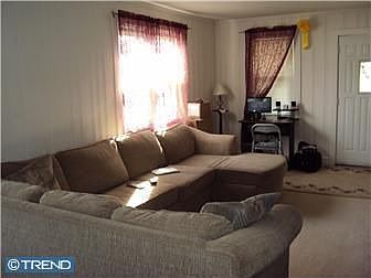 4th image of 1805 Montclair Ave