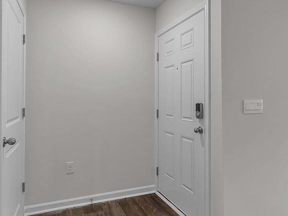 5th image of 154 Holmes Corner Dr