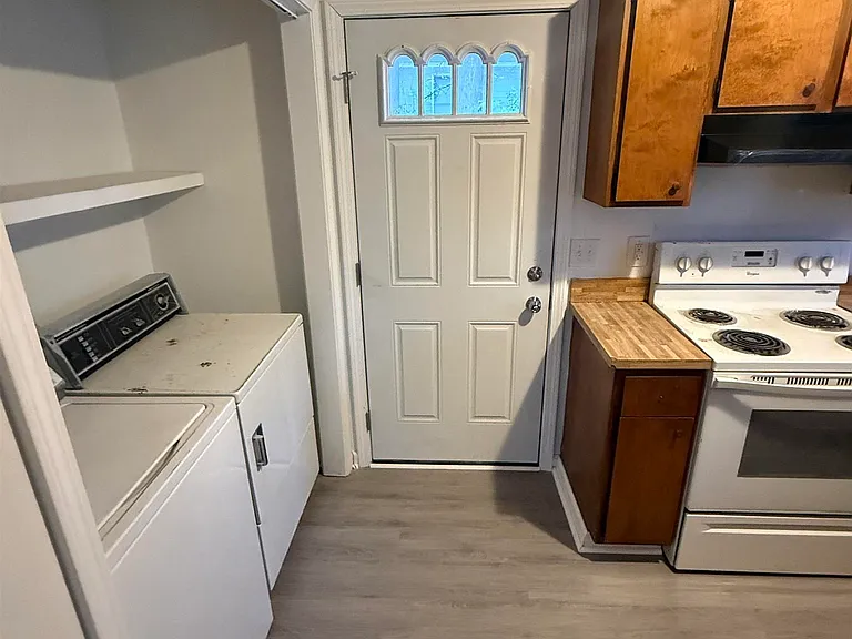 117 Misty Oak Rd #B — Photo 6