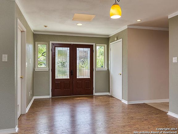 4th image of 3421 Charleston Ln