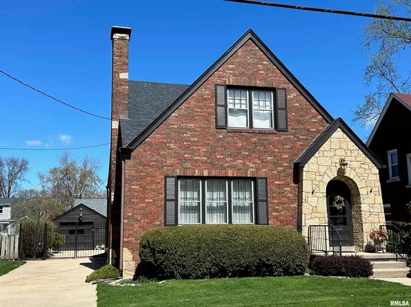 2305 W Ayres Ave, West Peoria, IL 61604
