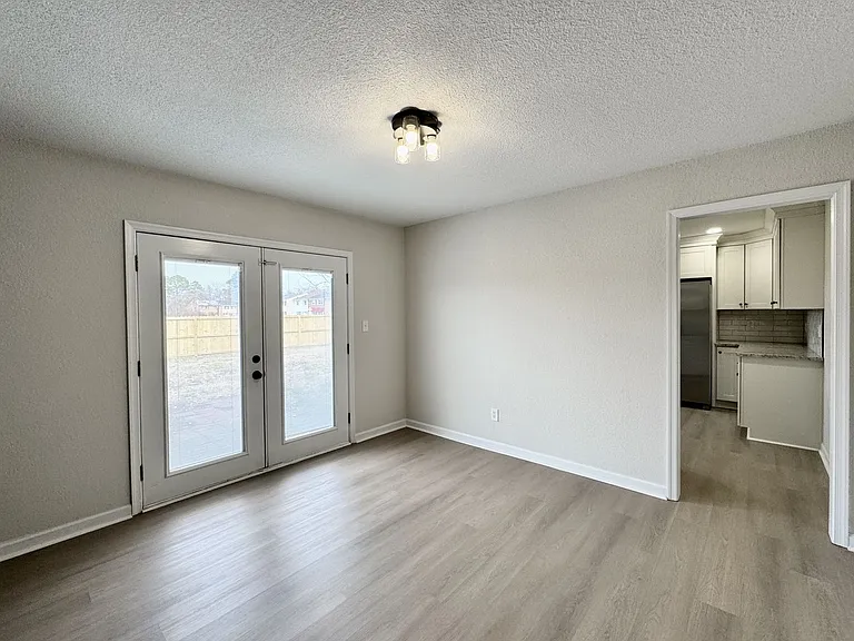 4512 Whitechapel Ct — Photo 13