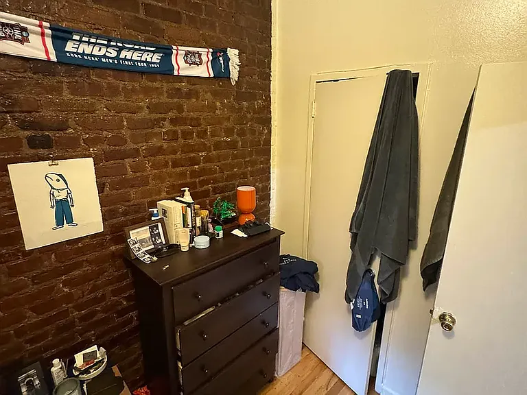 220 E 29th St #2A — Photo 25