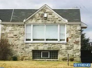 8934 Calvert St, Philadelphia, PA 19152