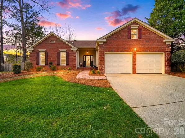 609 Fredricksburg Rd, Matthews, NC 28105