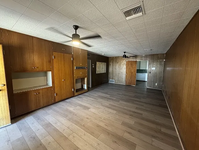 3 bed, 2.0 bath, 1590 sqft, $1,595 — Photo 2