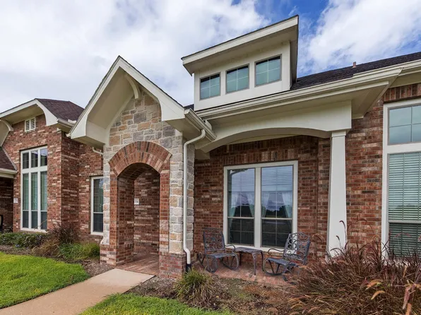 3334 Spring Landing Ln, Pearland, TX 77584