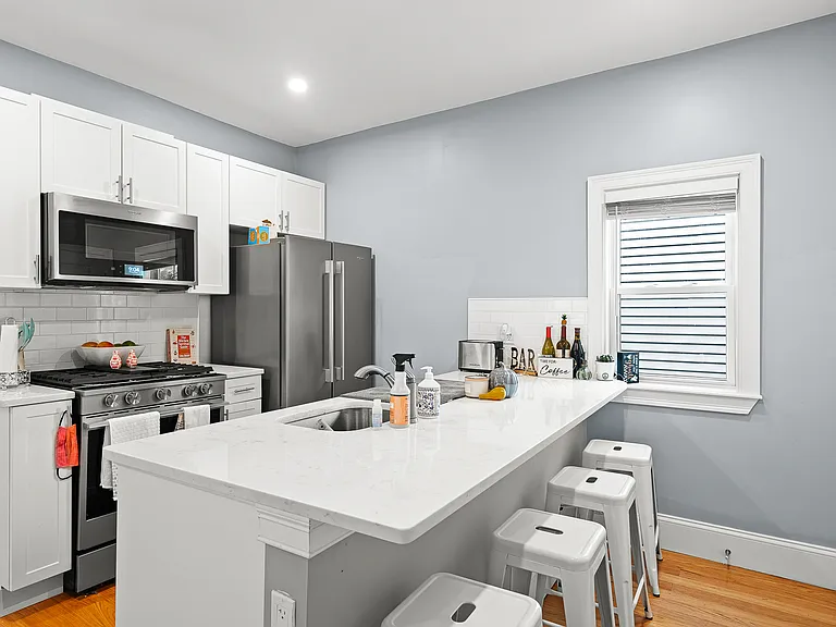55 Saxton St #1 — Photo 2