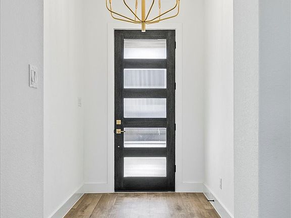 3rd image of 1409 Ethan Cir