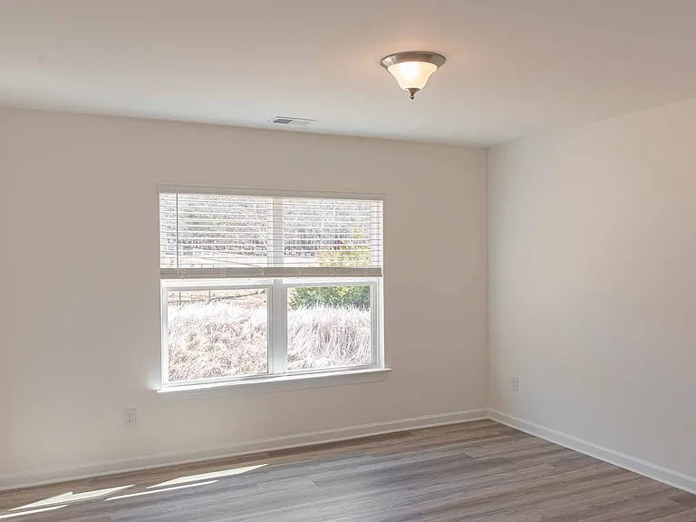 3348 Pepperpike Ct — Photo 20