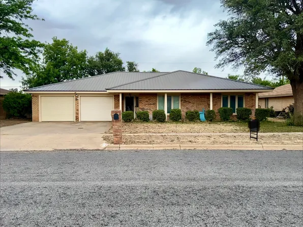 229 E 26th St, Littlefield, TX 79339