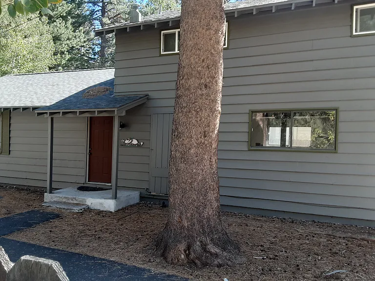 1165 Tata Ln — Photo 2