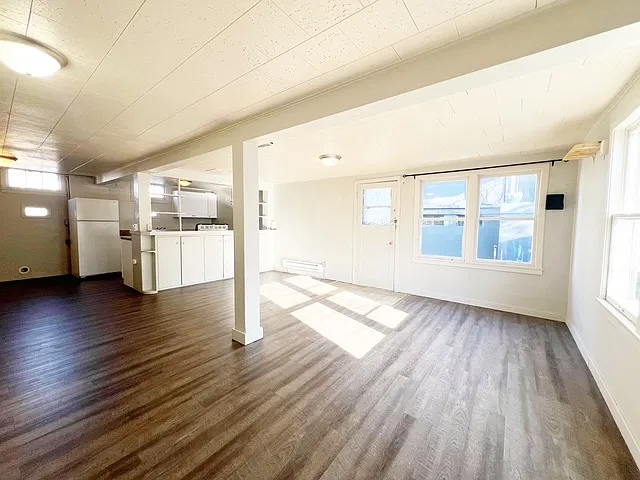 213 High Avenue - 1/2 — Photo 2