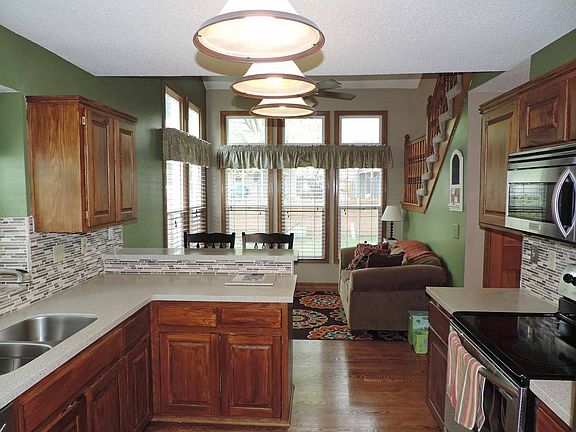 5th image of 6413 Chouteau St