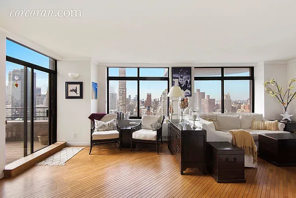 Sold by Corcoran | media 22