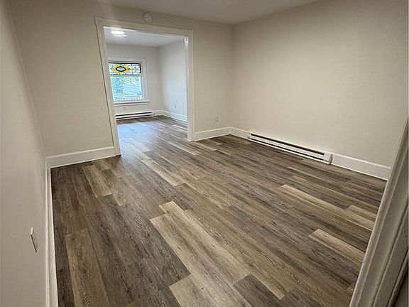 5th image of 503 E Ridge St