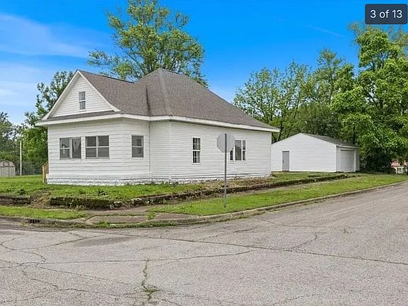 3rd image of 2101 Buckeye St #1