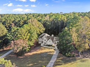 370 Woodcreek Ln, Fayetteville, GA 30215