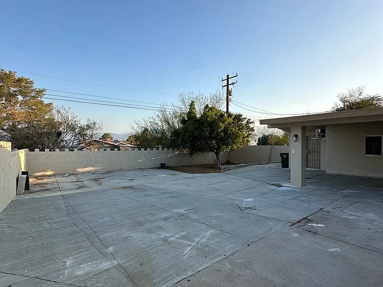 65911 Buena Vista Ave — Photo 19