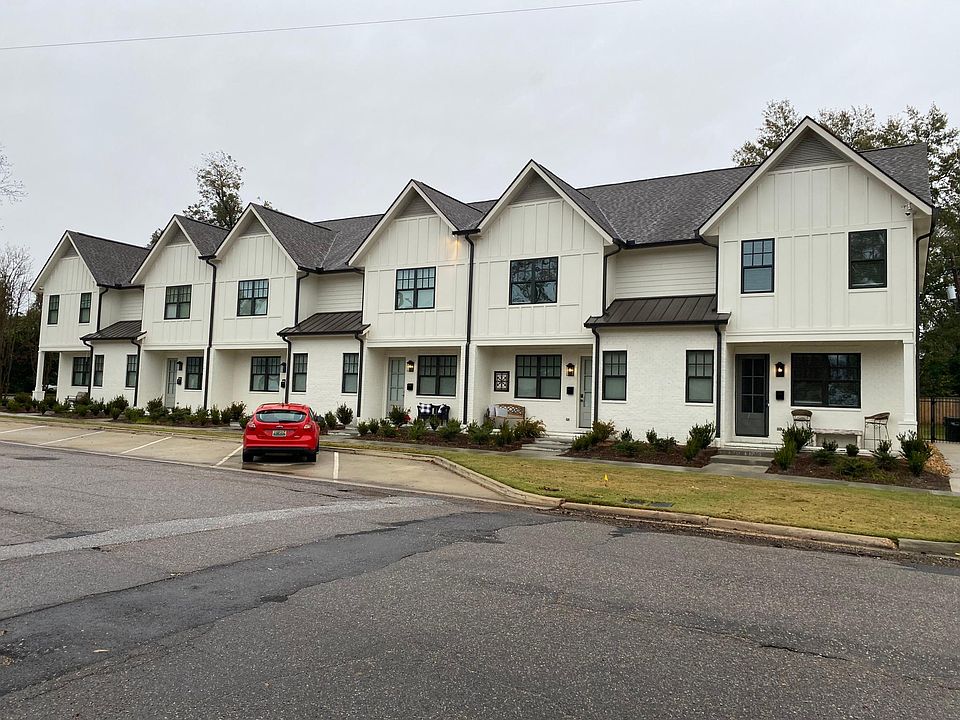 1st image of 1415 22nd Ave