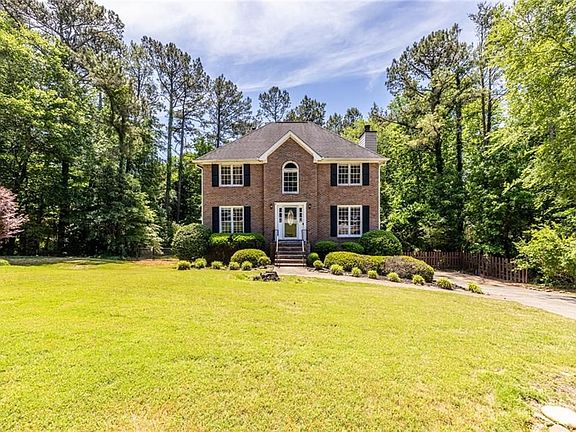 3rd image of 1093 Wash Lee Dr