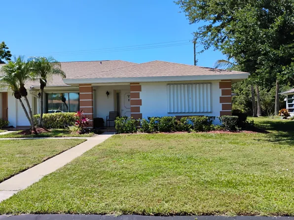 131 Lakes End Drive #D, Fort Pierce, FL 34982