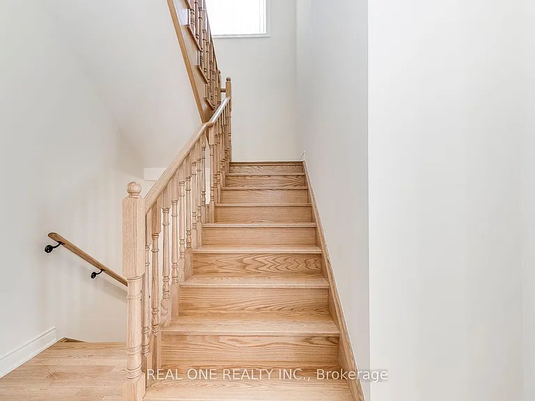 134 Goodwin Cres — Photo 21