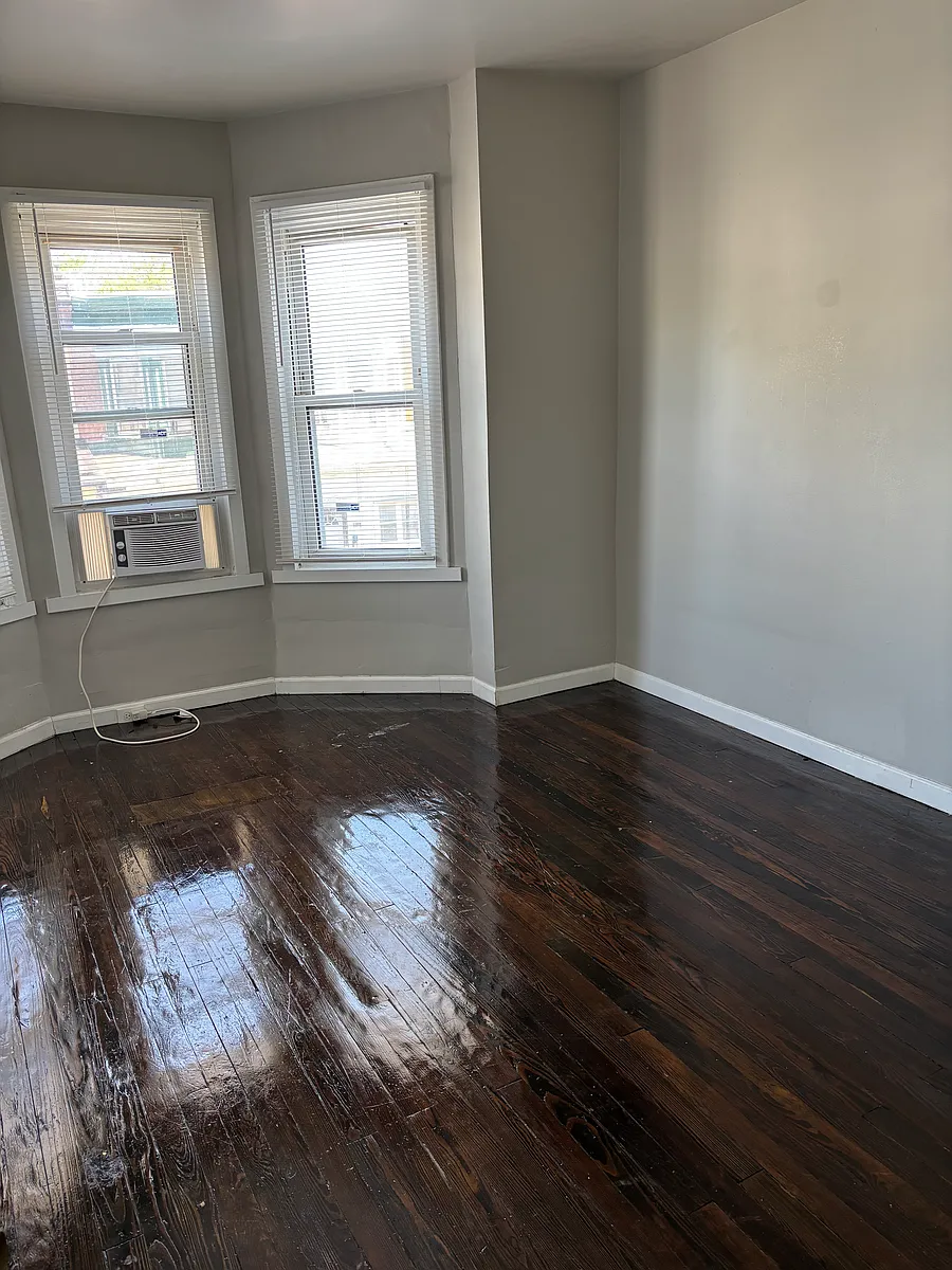 Building Photo - 1055 Princess Ave #HOUSE