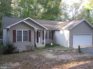 8222 Hoover Dr, King George, VA 22485