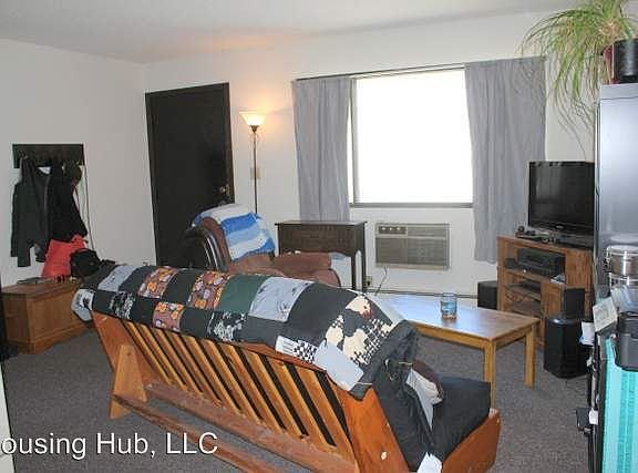 3rd image of 1419 Case Ave APT 7