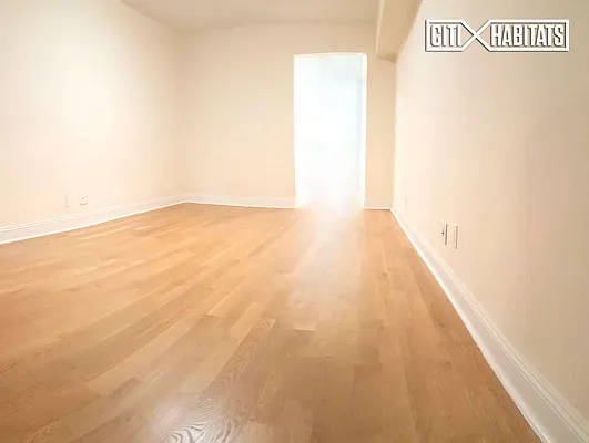 Rented by Citi Habitats | media 37