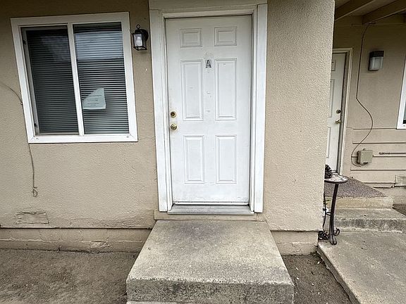 2nd image of 918-924 W Goshen Ave #922-A