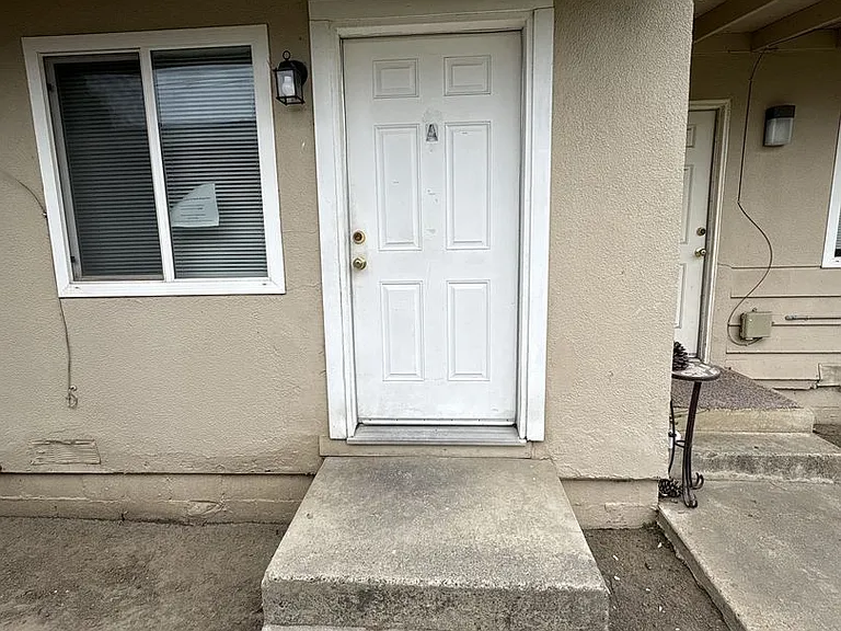 2834 — Photo 2
