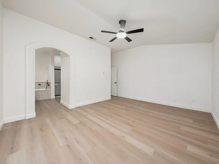302 Carlina Ct — Photo 12