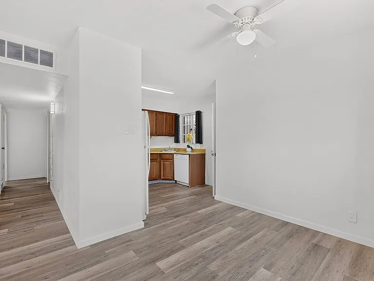 8715 Menaul Blvd NE — Photo 18