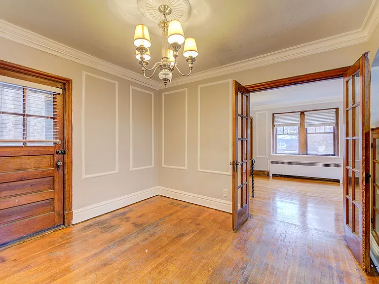 (242) 7156-58 Tulane Ave — Photo 6