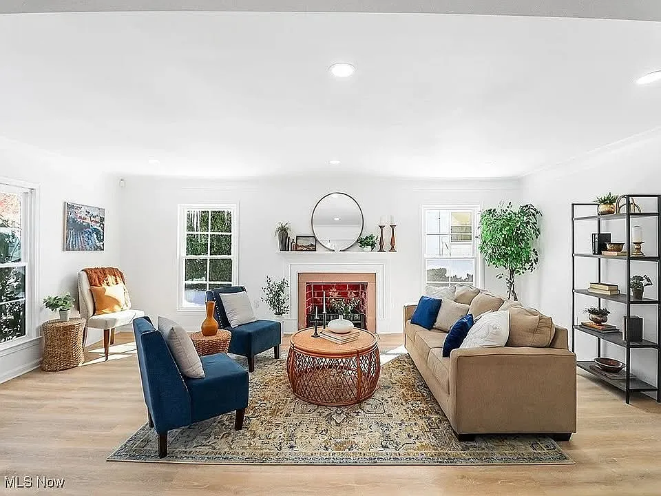 4 bed, 3460 sqft, $2,800 — Photo 1
