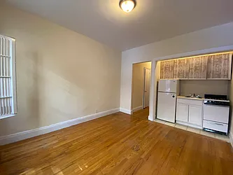 Rented by Urban Real Estate Property Group Inc
