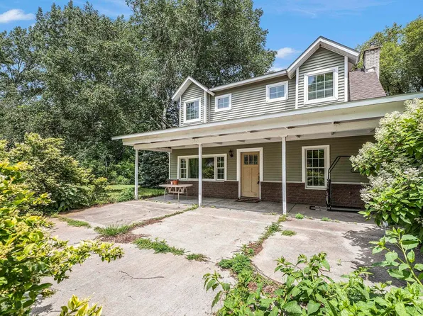 5946 Joyfield Rd, Frankfort, MI 49635