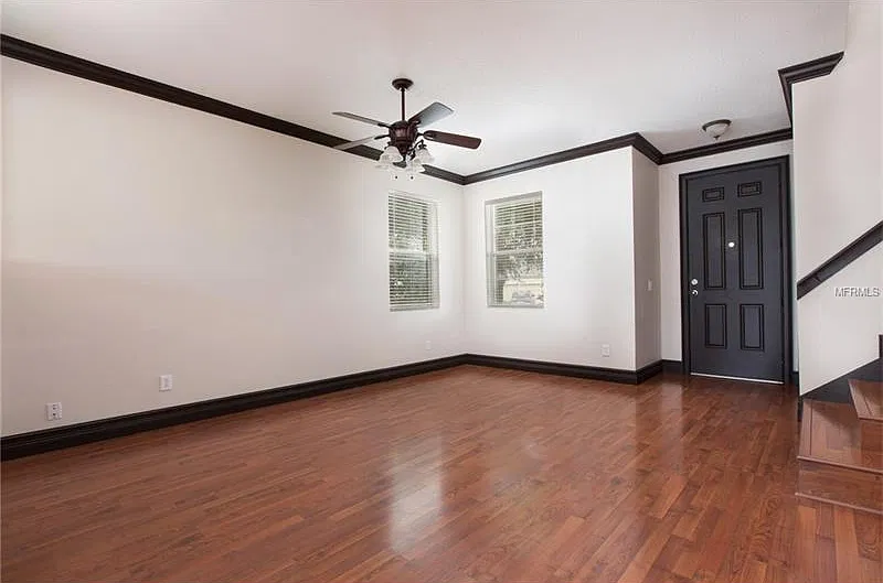 3 bed, 2208 sqft, $2,600 — Photo 3