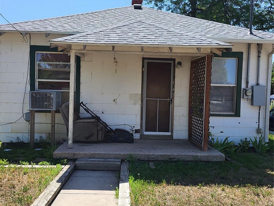 2nd image of 150 Fulton Avenue