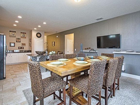 5th image of 4404 Acorn Ct