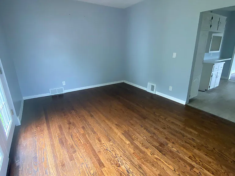 16917 Larchwood Ave — Photo 33