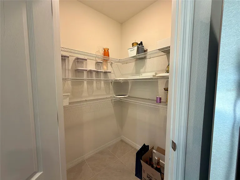 9004 Tuscan Cypress St — Photo 14